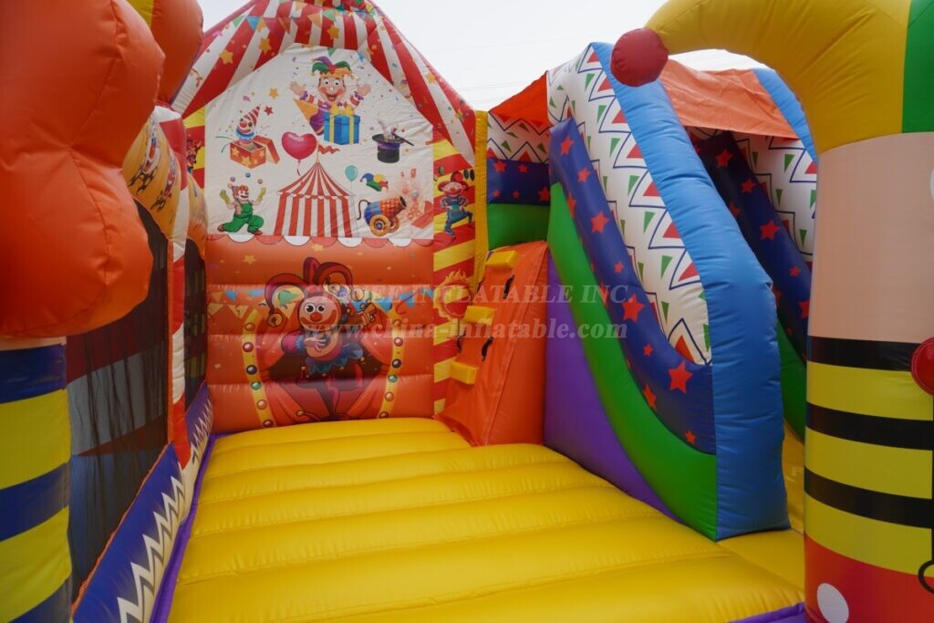 T2-4725 Circus Bouncy Castle With Slide