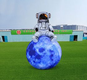 B3-110 Надувной мультяшный космонавт и луна