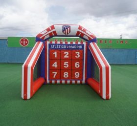 T11-7035 Атлетико Мадрид надувная игра «Футбольные броски»