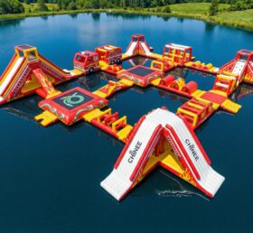 S684 Водный парк надувной с пожарной машиной