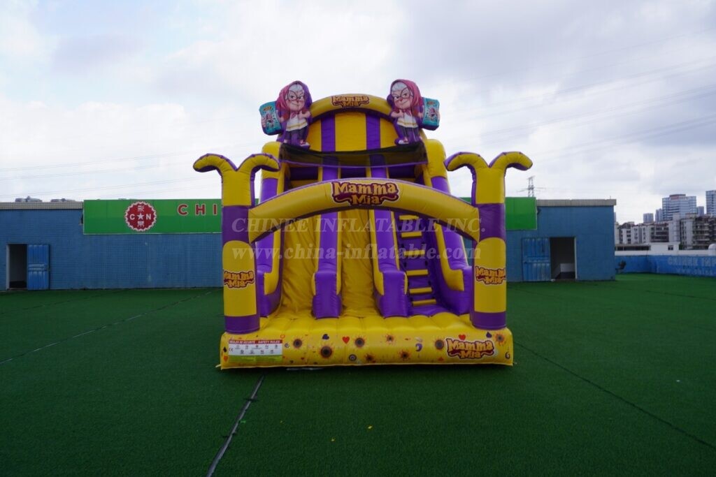T8-8132B Mamma Mia Inflatable Dry Slide